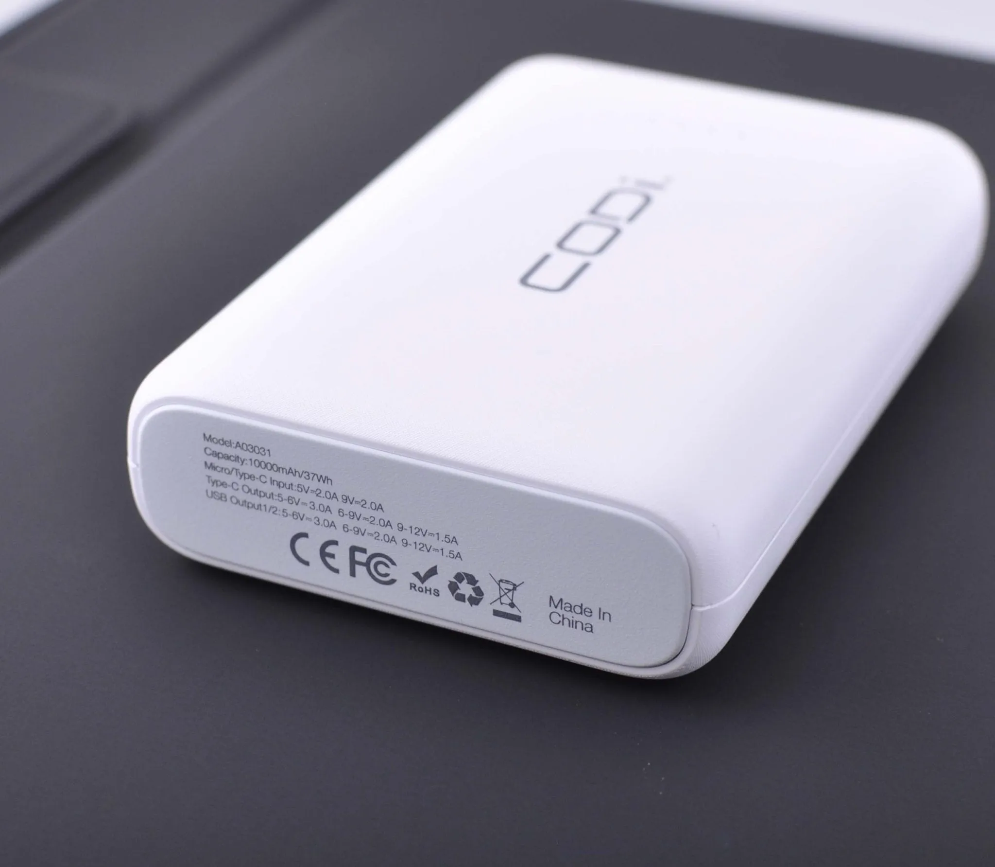 10,000mAh Quick Charge Powerbank w/ USB-C, USB-A (x2), Micro-USB