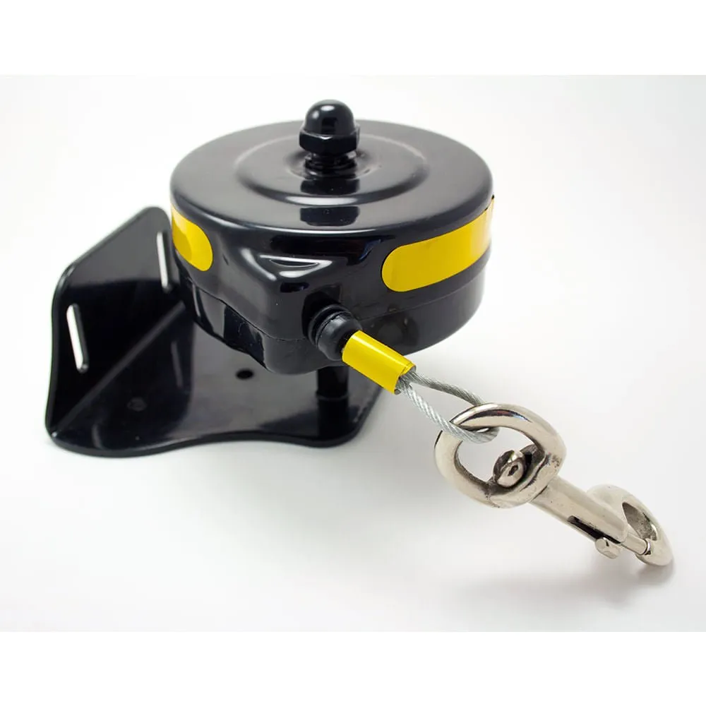 Lixit Bracket Mount Retractable Tie Out Reel for Dogs