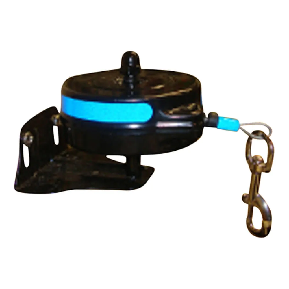 Lixit Bracket Mount Retractable Tie Out Reel for Dogs